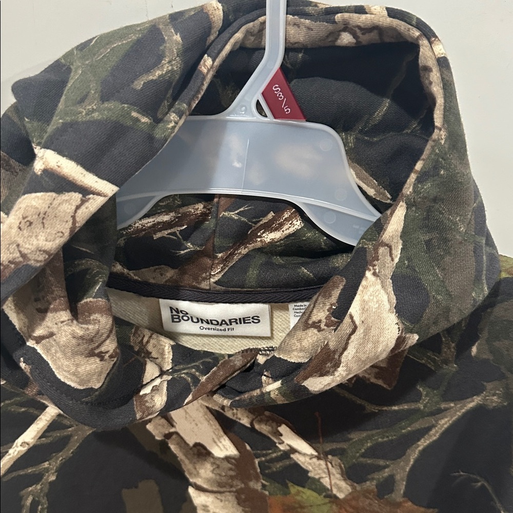 Oversized Hoodie with Long Sleeves Size M - Picture 7 of 13